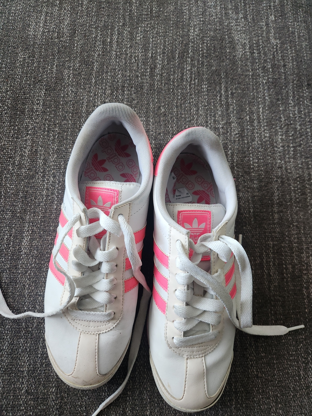 Adidas Samoa Women’s White Sneakers with Pink Three Stripes